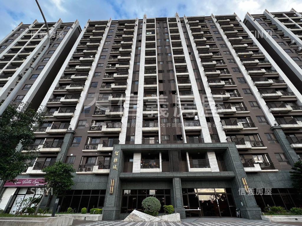 專任★智匯城大兩房車位房屋室內格局與周邊環境