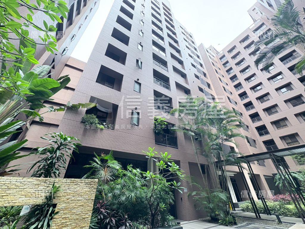 近中科大挑高兩房平車房屋室內格局與周邊環境