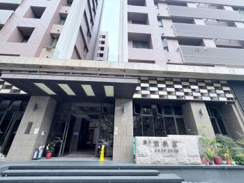 近中科大挑高兩房平車