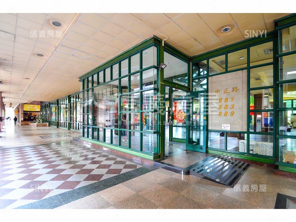 招財進寶雙層店面房屋室內格局與周邊環境