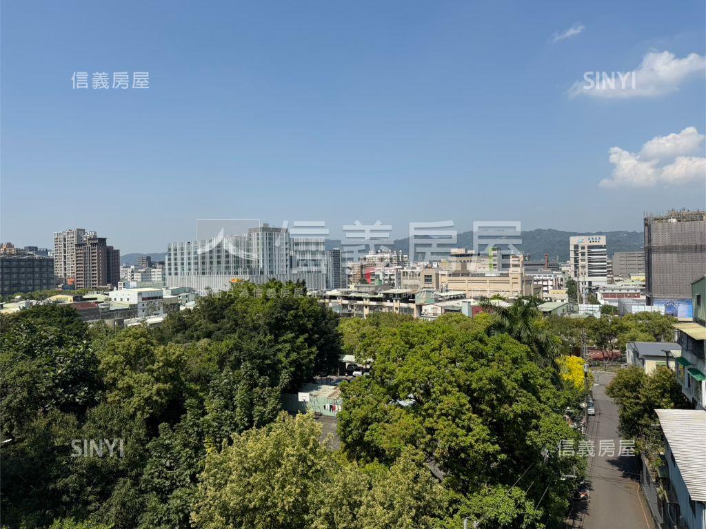 頂埔捷運站●免爬高二樓房屋室內格局與周邊環境