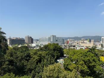 頂埔捷運站●免爬高二樓