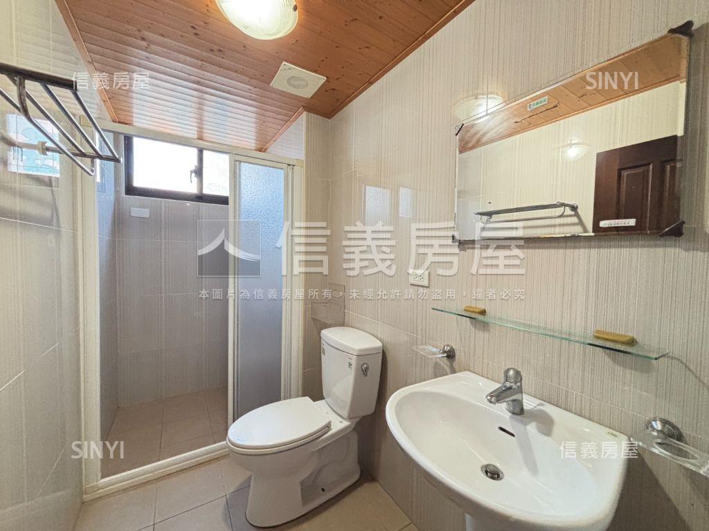 安南區面公園美墅房屋室內格局與周邊環境