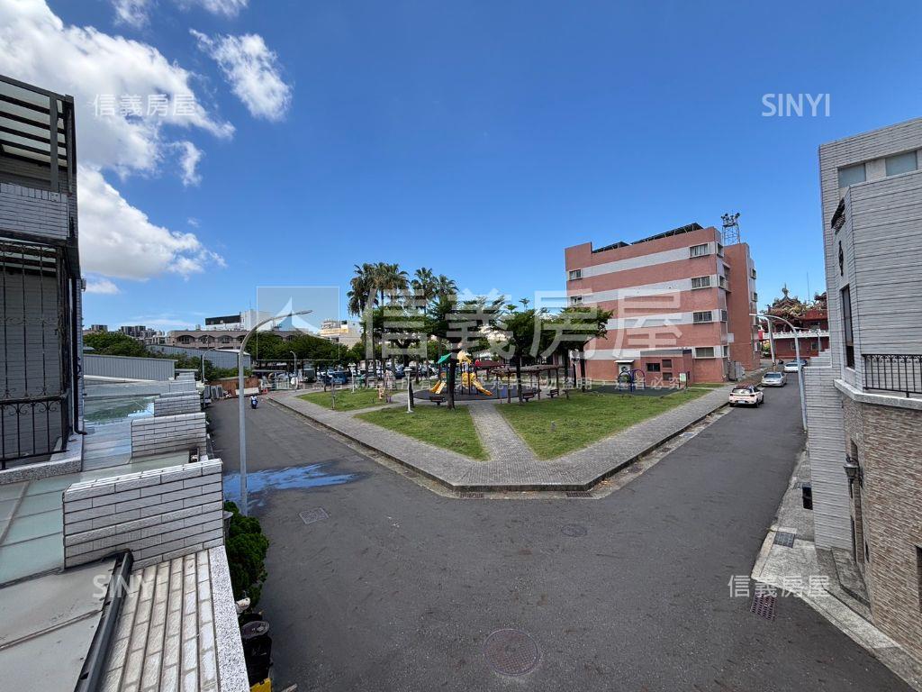 安南區面公園美墅房屋室內格局與周邊環境