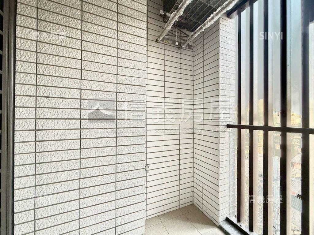 全新烏日三鐵共構兩房美宅房屋室內格局與周邊環境