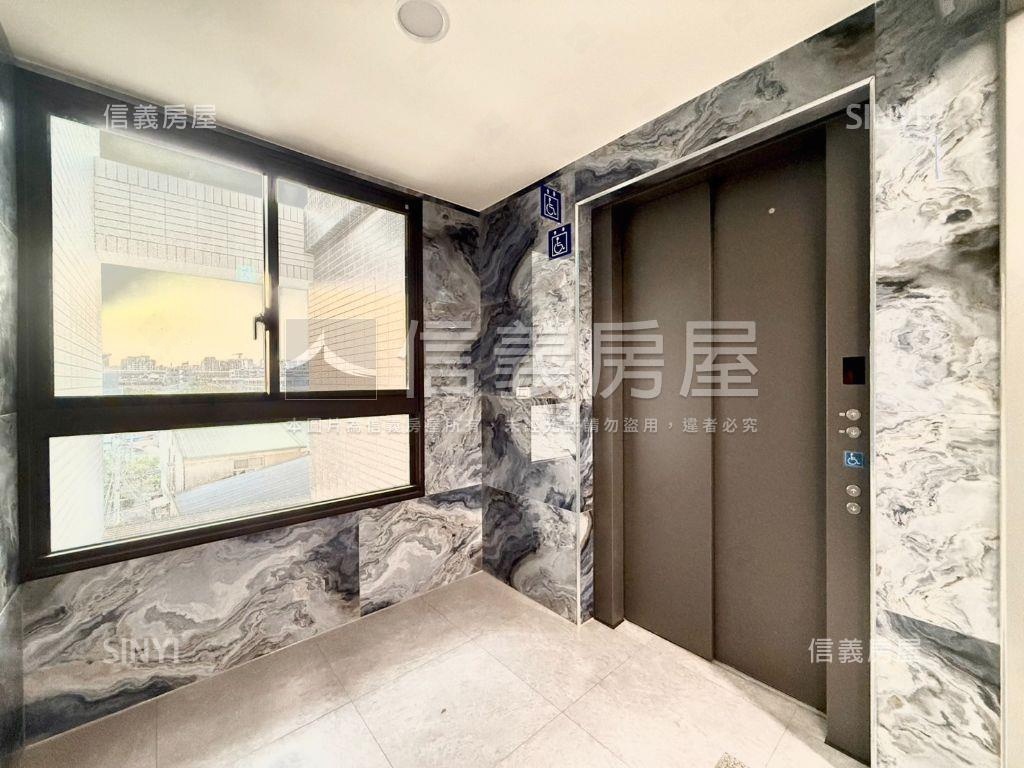 全新烏日三鐵共構兩房美宅房屋室內格局與周邊環境