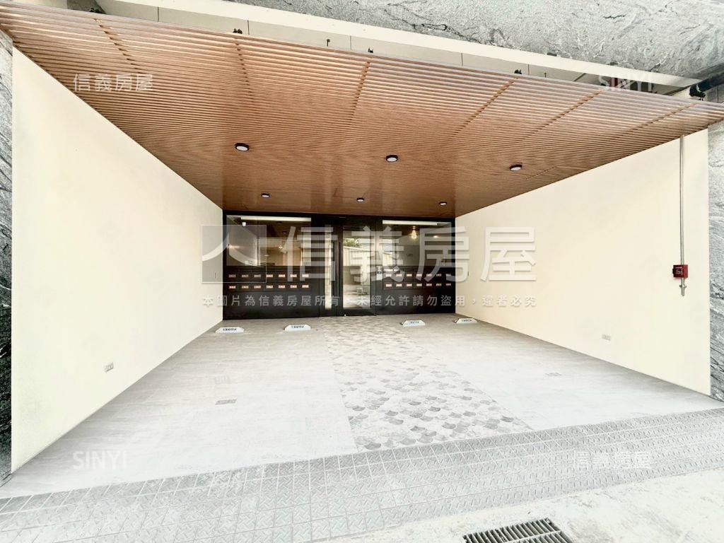 全新烏日三鐵共構兩房美宅房屋室內格局與周邊環境