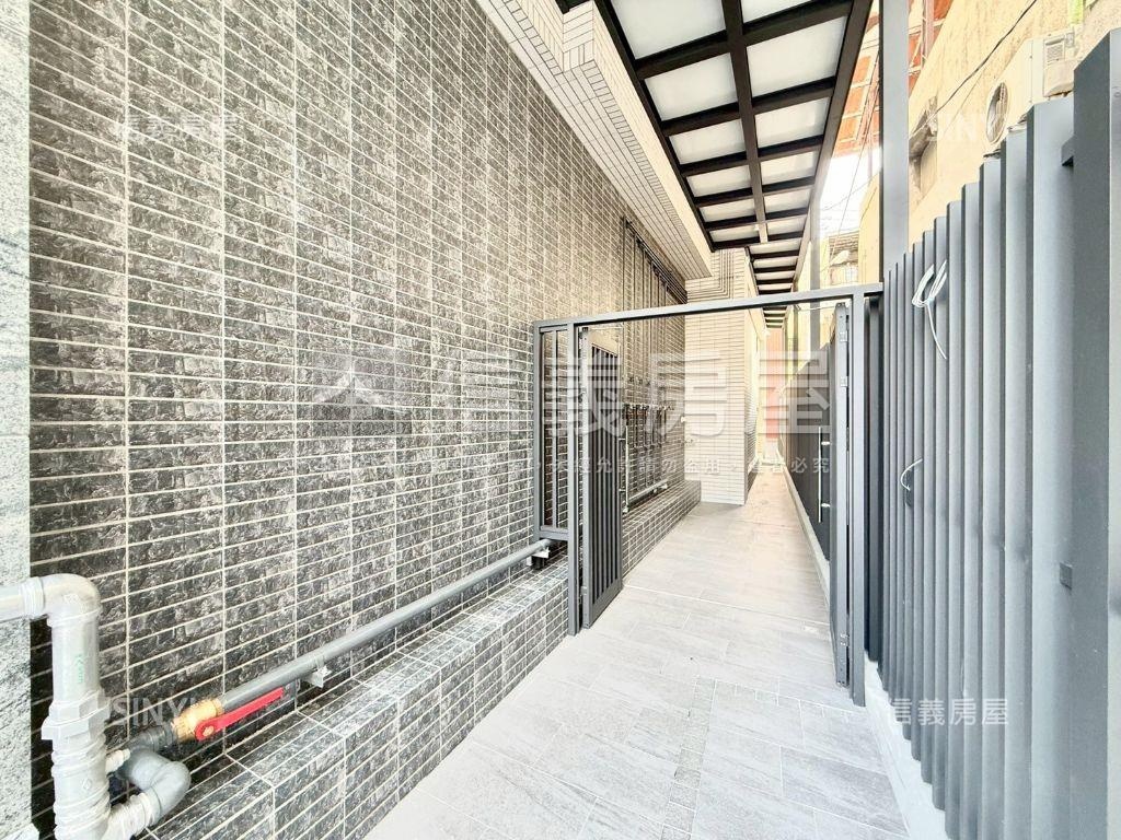 全新烏日三鐵共構兩房美宅房屋室內格局與周邊環境