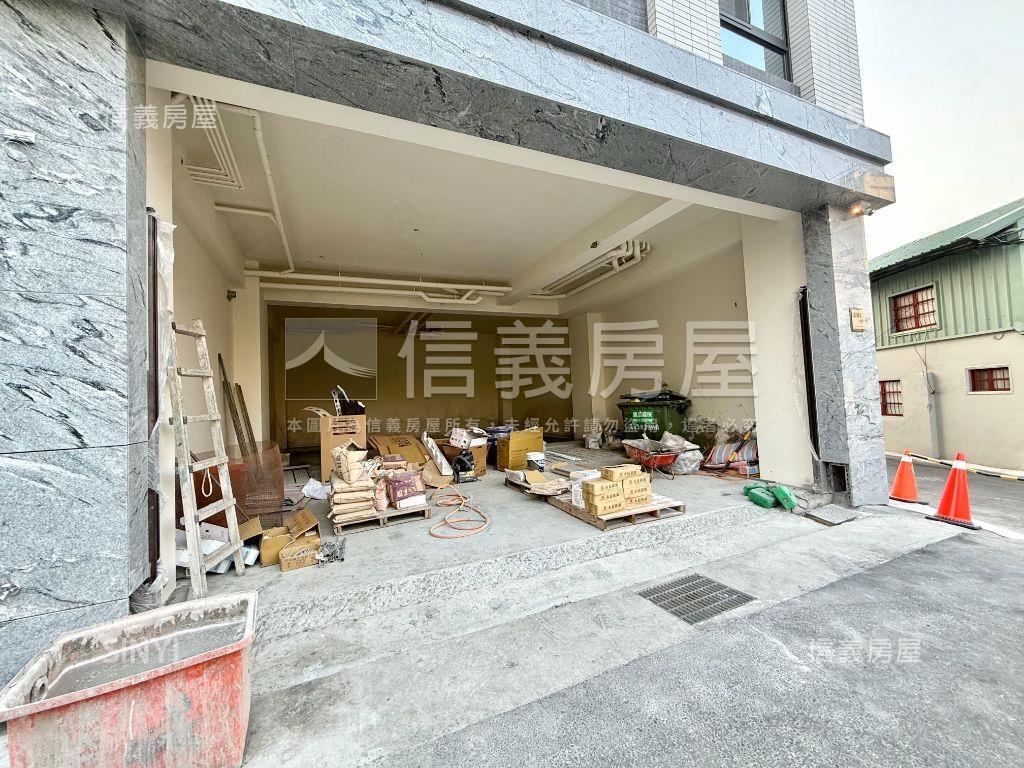 全新烏日三鐵共構兩房美宅房屋室內格局與周邊環境