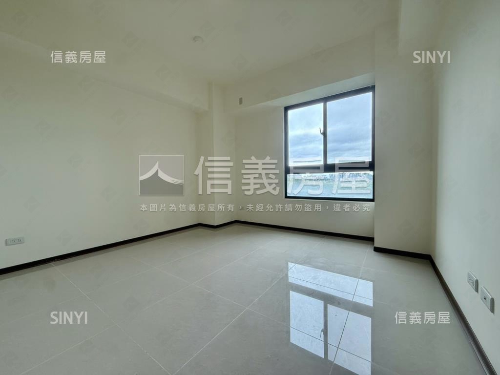 里山鑽高樓景觀露台戶房屋室內格局與周邊環境