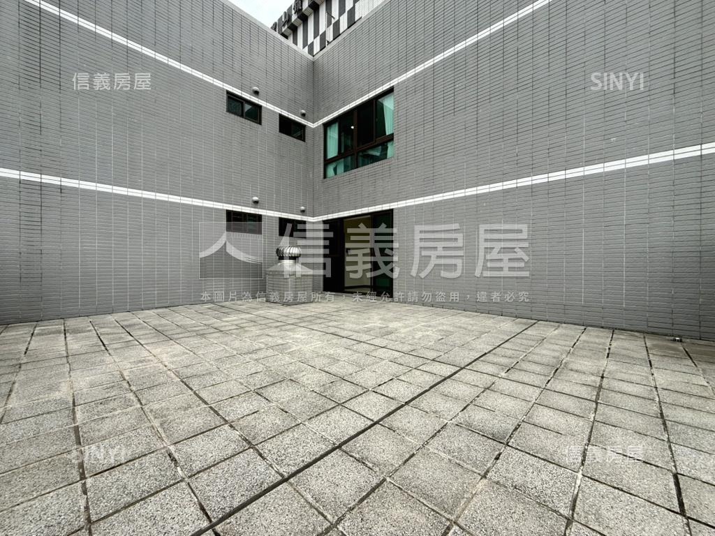 里山鑽高樓景觀露台戶房屋室內格局與周邊環境