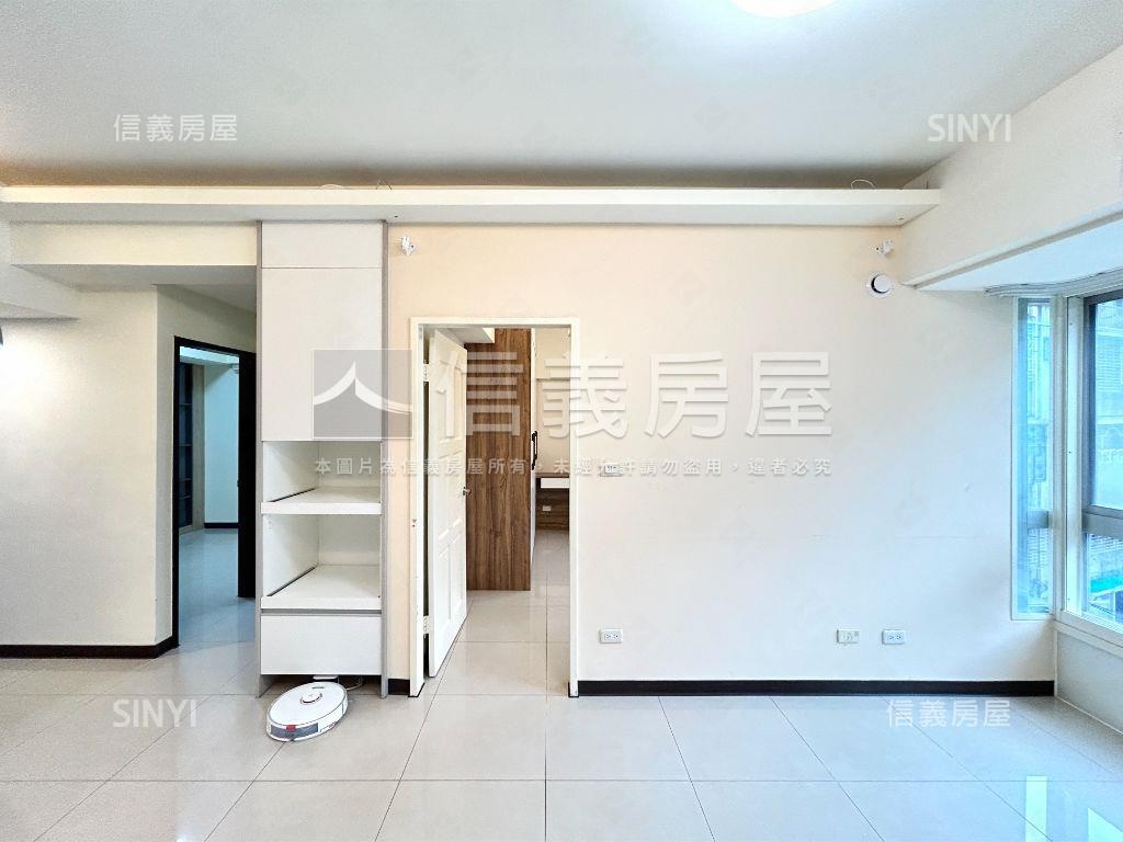 專任雙捷電梯兩房房屋室內格局與周邊環境