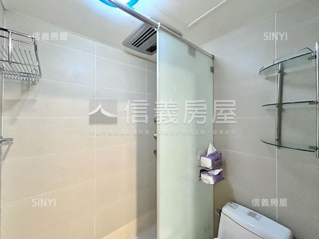 專任雙捷電梯兩房房屋室內格局與周邊環境