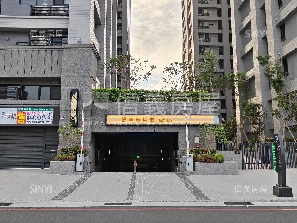 市政質感美裝車位平移房屋室內格局與周邊環境