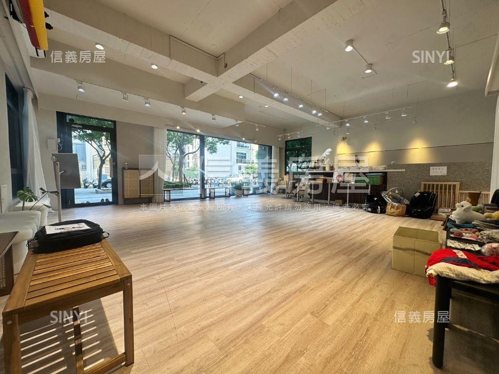 曜見築黃金店面房屋室內格局與周邊環境