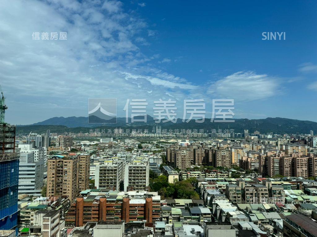 鐫萃‧台北天際時尚美宅房屋室內格局與周邊環境