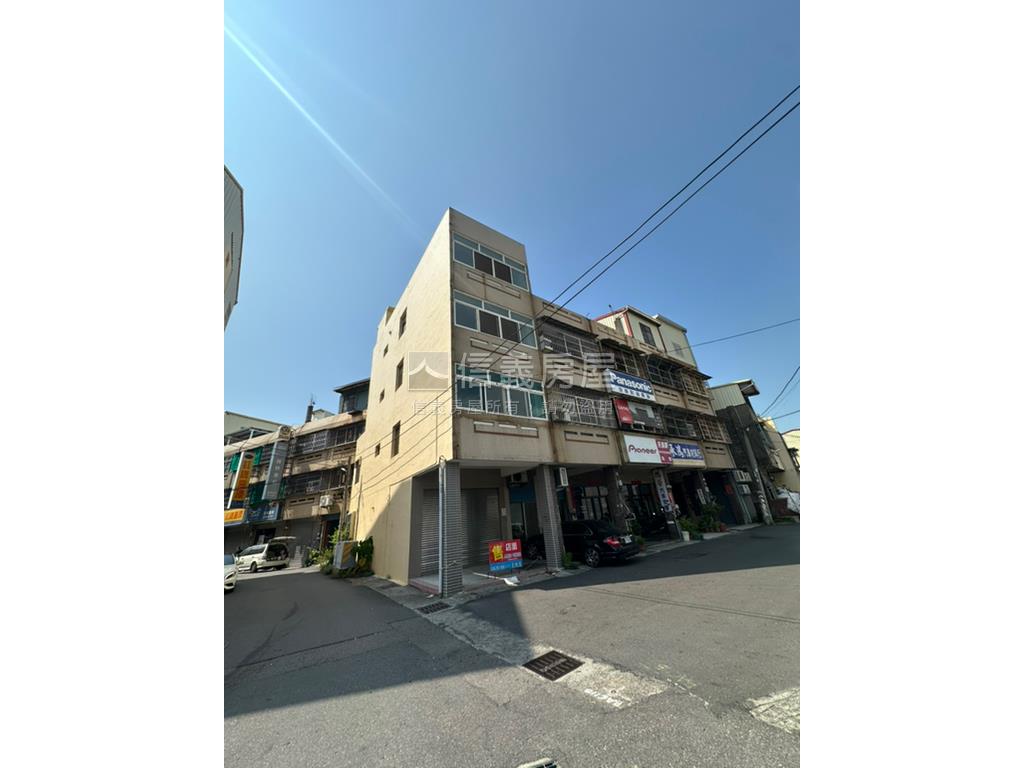 臨路邊間大透天房屋室內格局與周邊環境