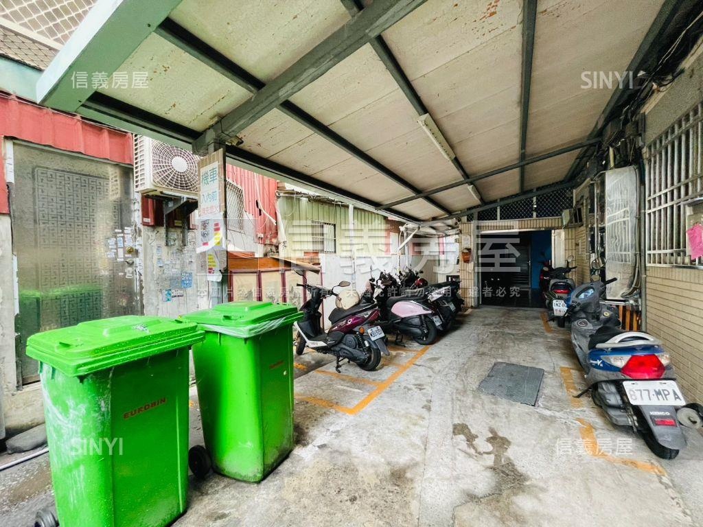 逢甲黃金收租透套房屋室內格局與周邊環境