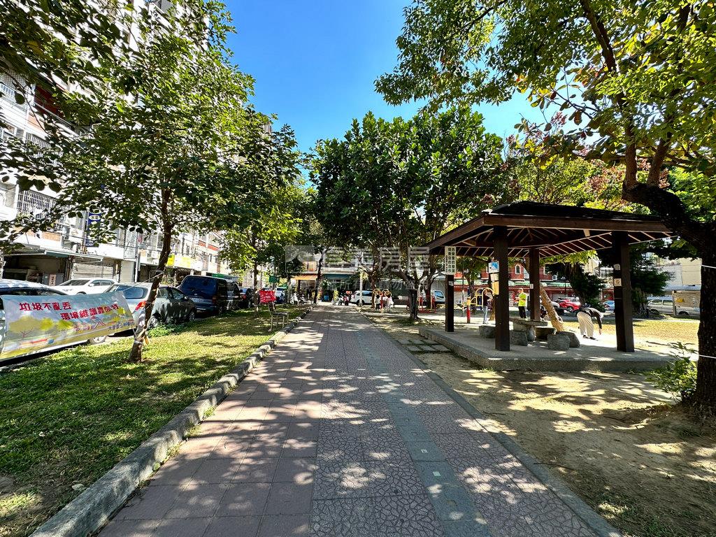 近益民國小傳世店面房屋室內格局與周邊環境