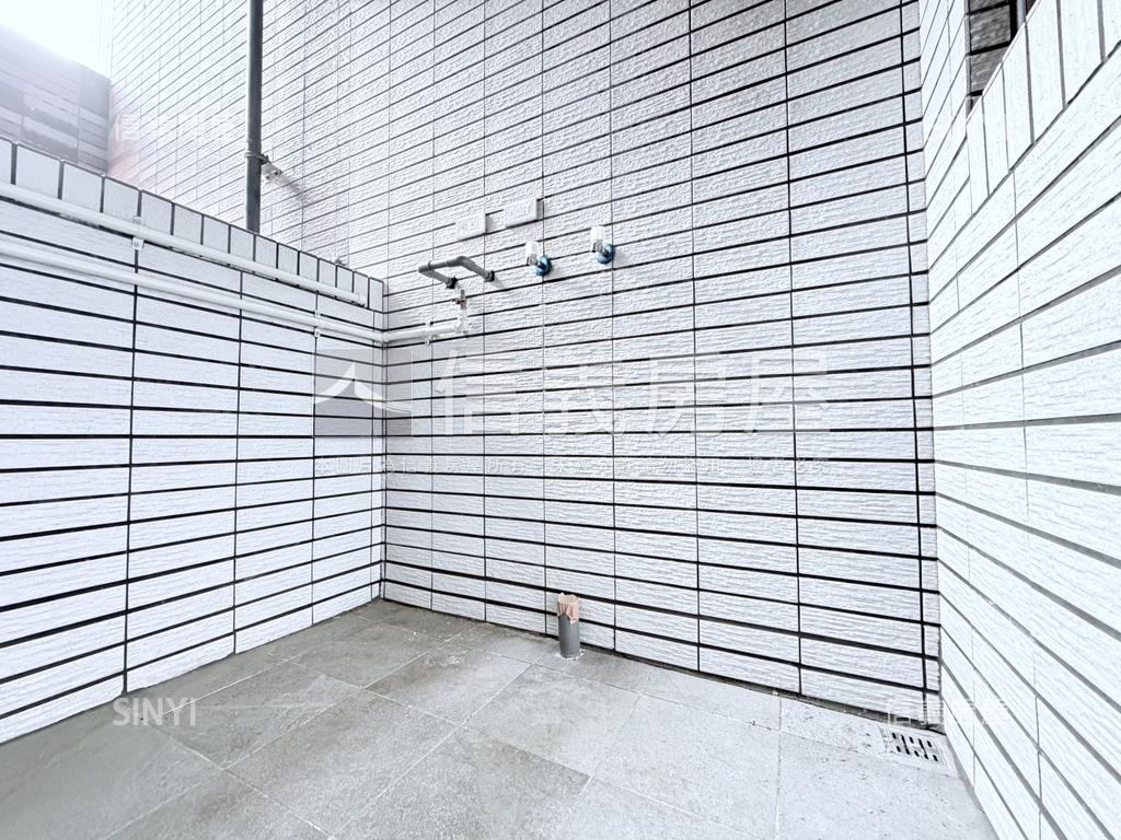 讚！佳鋐郡新屋齡兩房平車房屋室內格局與周邊環境