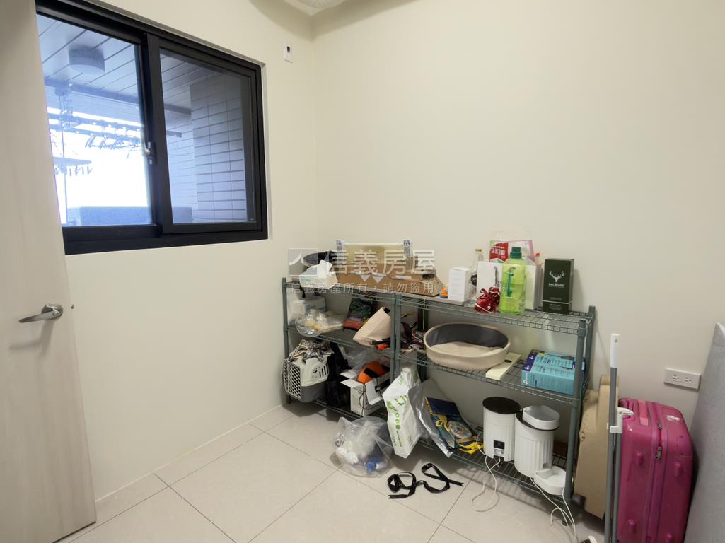 愛悅高樓朝南視野兩房平車房屋室內格局與周邊環境
