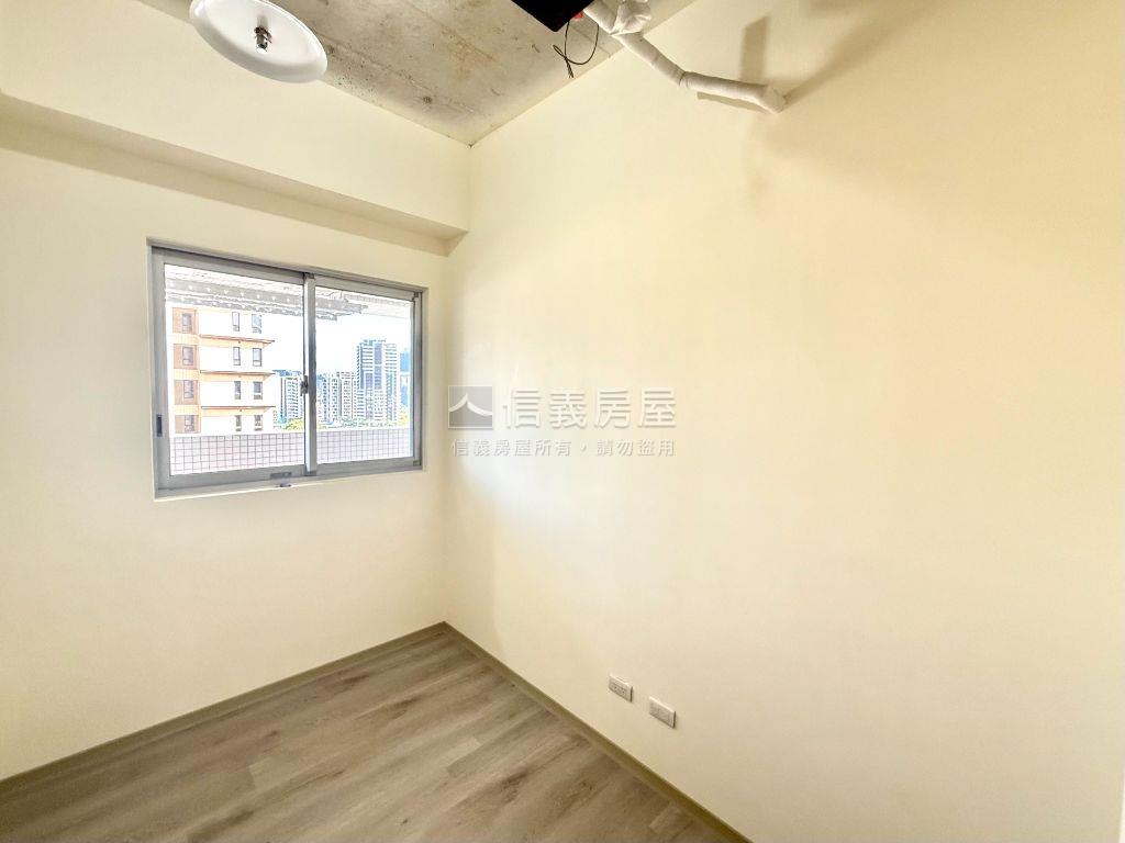 力方飛高樓三房與車位房屋室內格局與周邊環境