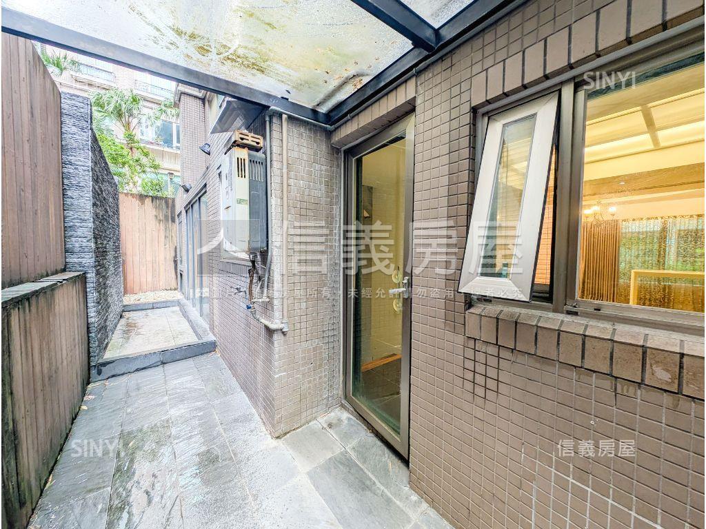 環球薈館尊爵非凡Ａ房屋室內格局與周邊環境
