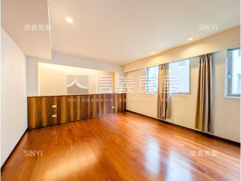 環球薈館尊爵非凡Ａ房屋室內格局與周邊環境