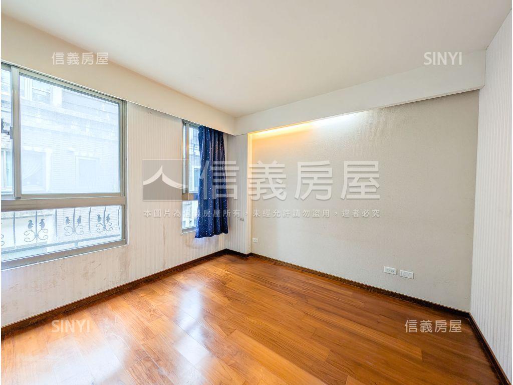 環球薈館尊爵非凡Ａ房屋室內格局與周邊環境
