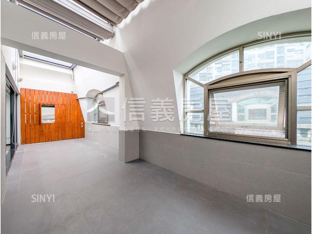 環球薈館尊爵非凡Ａ房屋室內格局與周邊環境