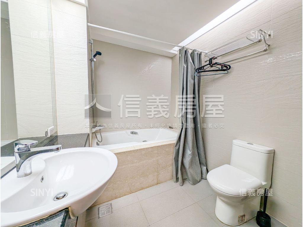 環球薈館尊爵非凡Ａ房屋室內格局與周邊環境