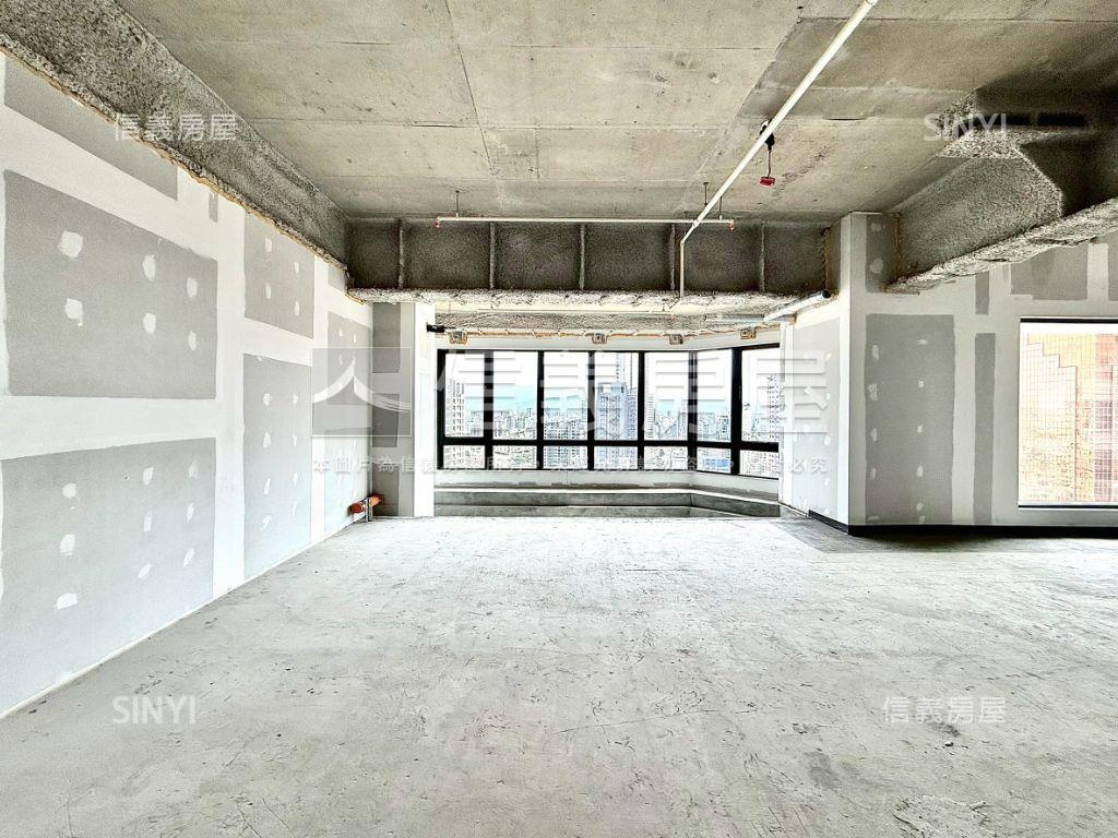 老佛爺高樓後棟視野三車位房屋室內格局與周邊環境