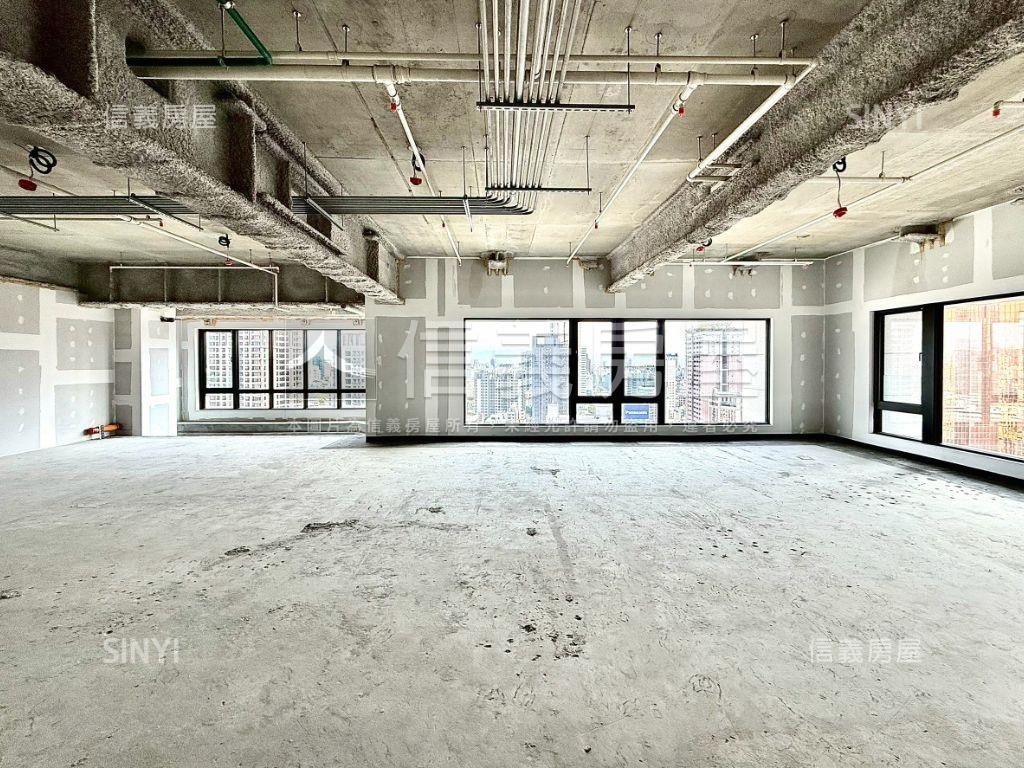 老佛爺高樓後棟視野三車位房屋室內格局與周邊環境