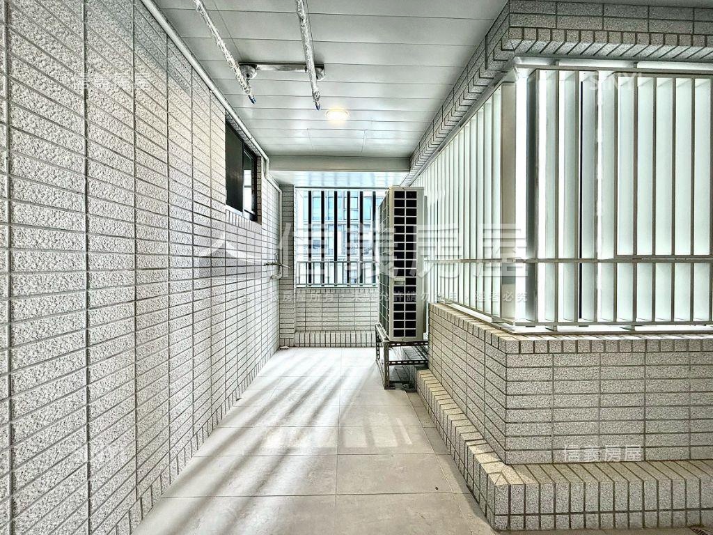 老佛爺高樓後棟視野三車位房屋室內格局與周邊環境