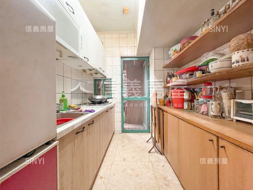觀山觀海高樓豪景房屋室內格局與周邊環境