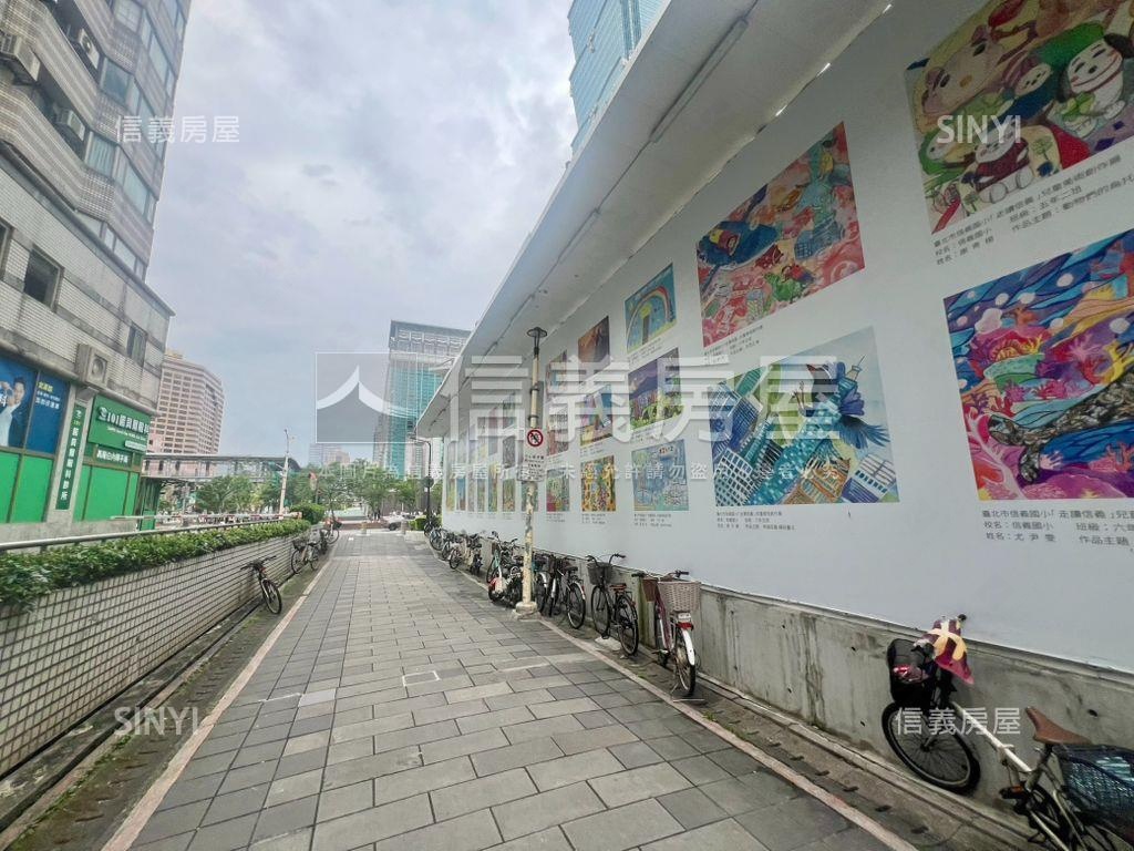 【世貿新城】綠意樹梢戶房屋室內格局與周邊環境