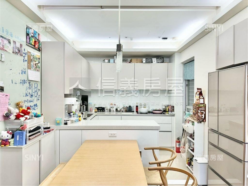 近公園學校旁・質感美３房房屋室內格局與周邊環境