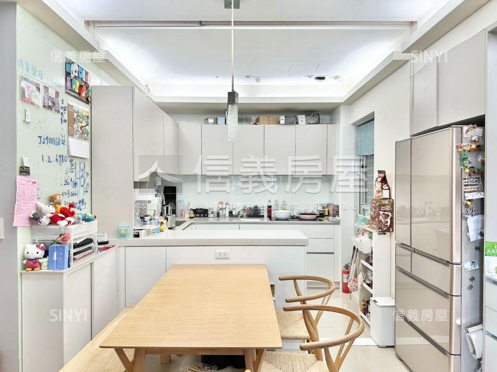 近公園學校旁・質感美３房房屋室內格局與周邊環境