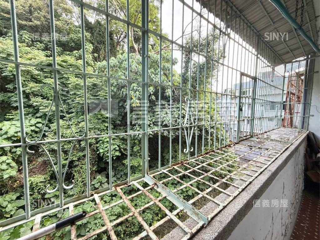 芝山國小綠景三房房屋室內格局與周邊環境