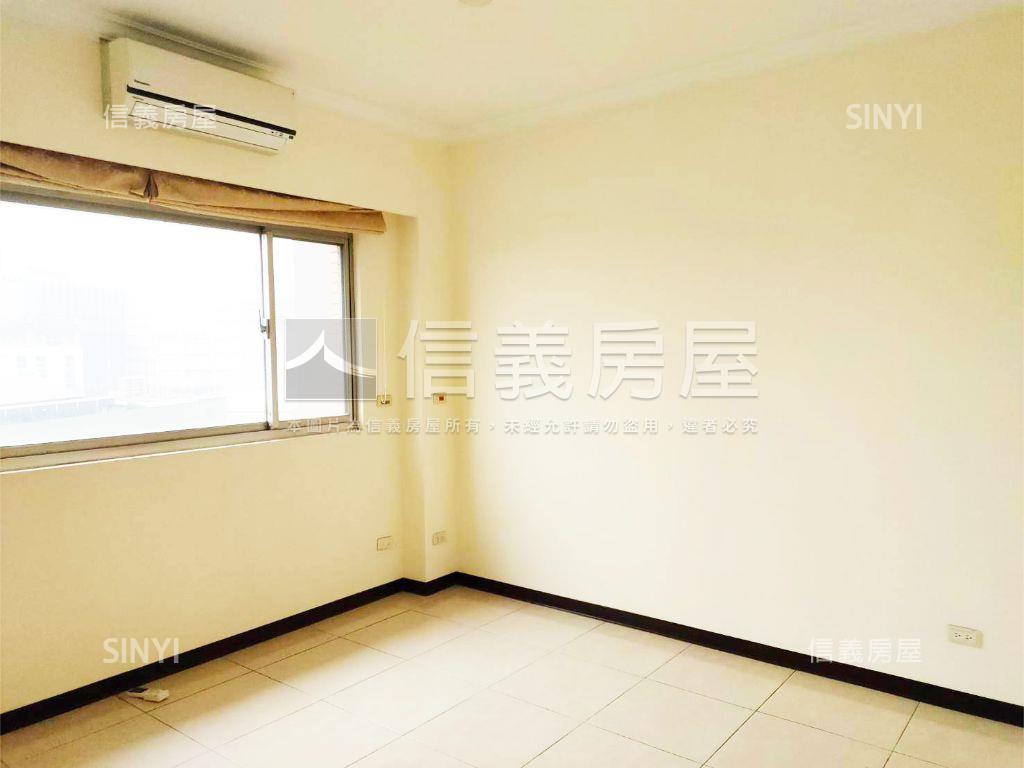 凌空樹冠・日賞首席景觀尊房屋室內格局與周邊環境