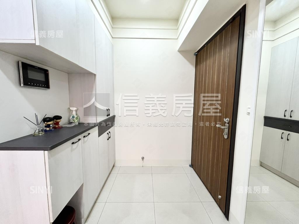 華友聯樹粼稀有兩房平車房屋室內格局與周邊環境