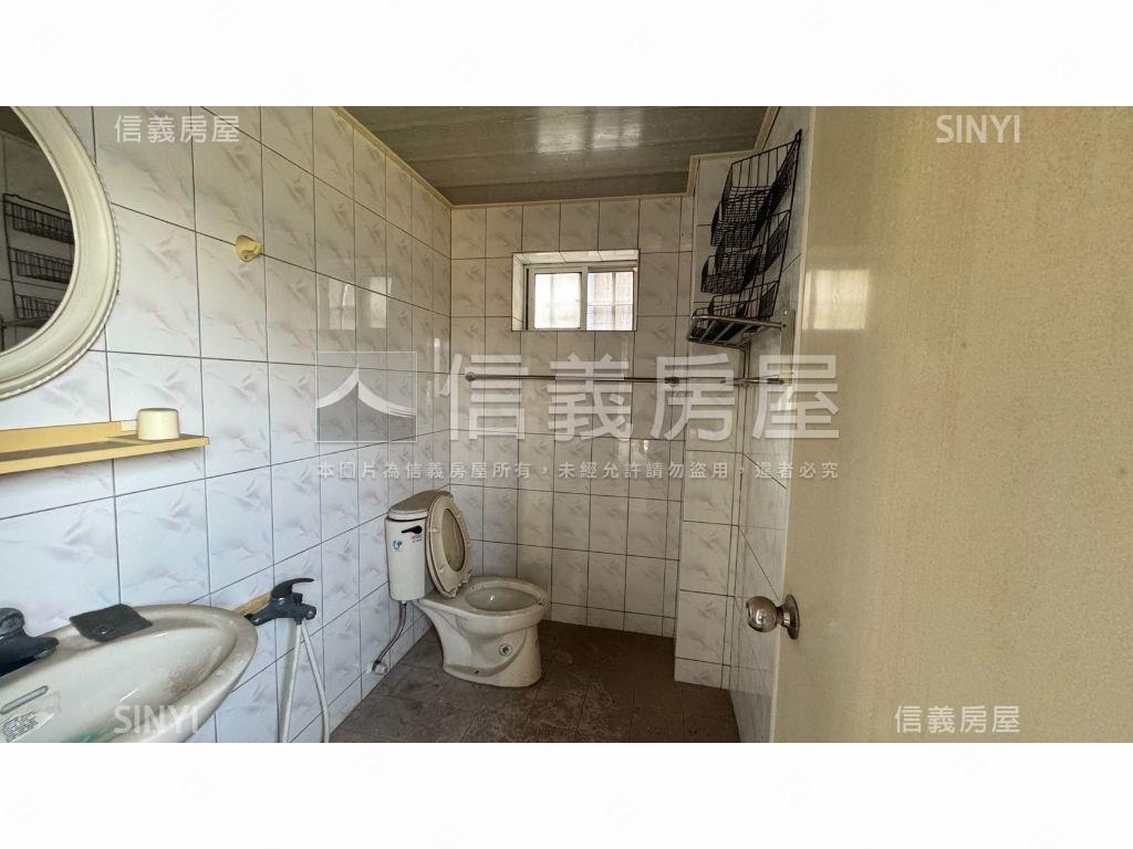 竹北市區稀有庭院透天房屋室內格局與周邊環境