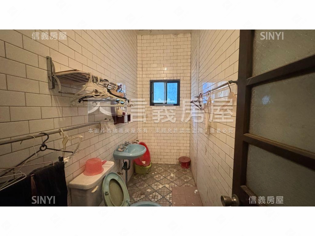 竹北市區稀有庭院透天房屋室內格局與周邊環境