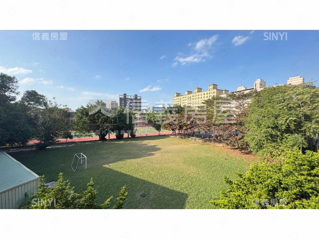竹北市區稀有庭院透天房屋室內格局與周邊環境