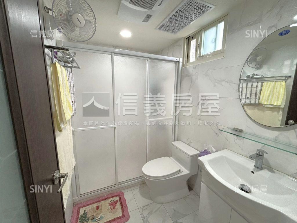 國泰書香美輪美奐三房房屋室內格局與周邊環境