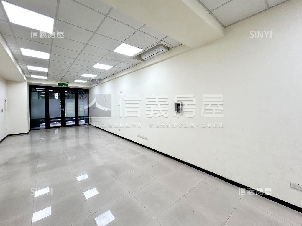 五路財神時尚店面房屋室內格局與周邊環境