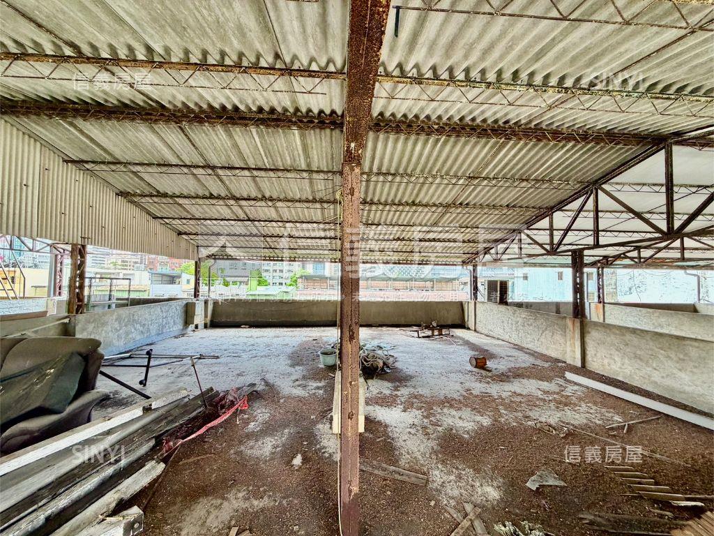 新崛江仁德街市場金店房屋室內格局與周邊環境