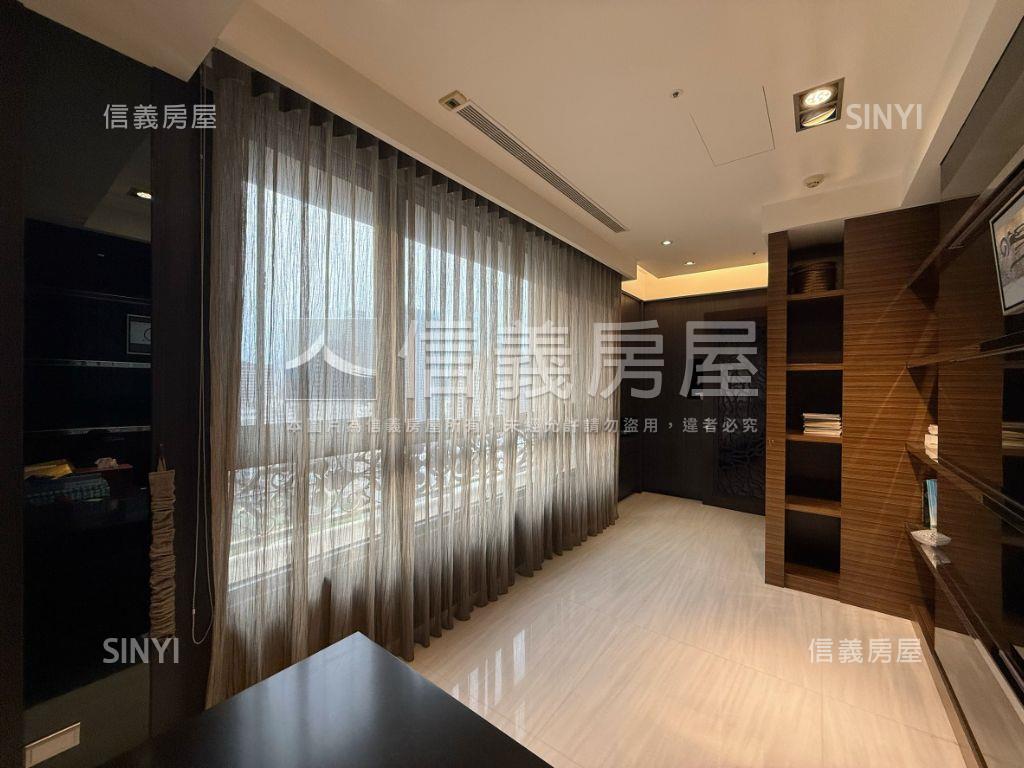 面歌劇院聯聚仁愛精裝厝王房屋室內格局與周邊環境