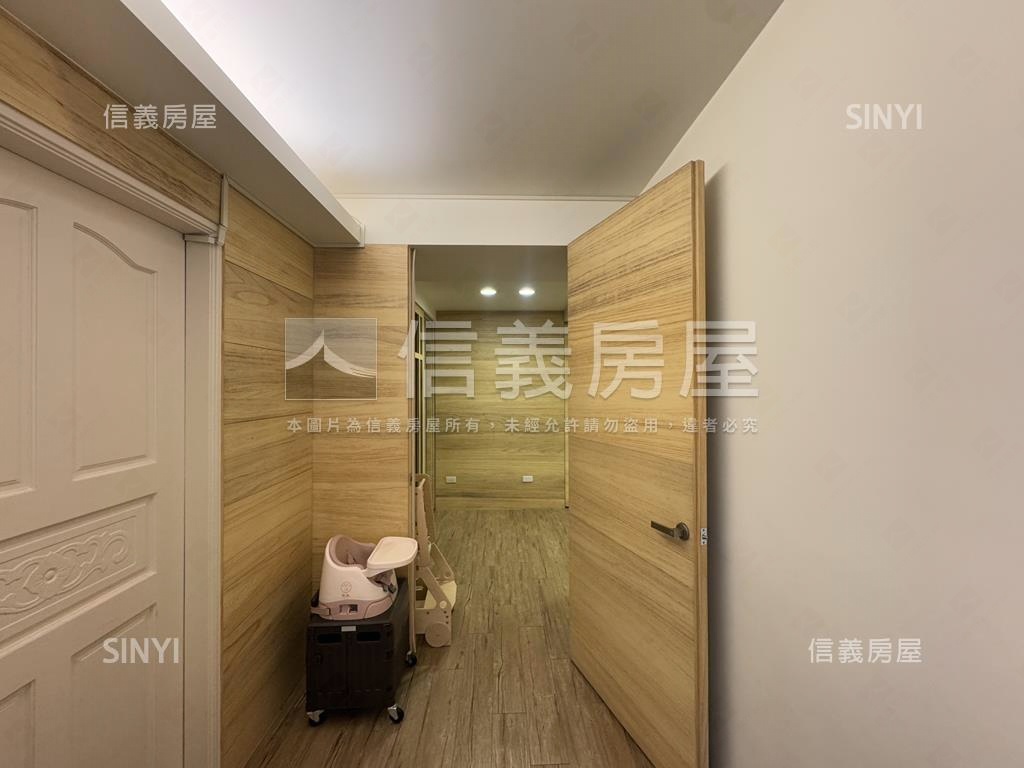 約１０米寬雙店面，收租讚房屋室內格局與周邊環境