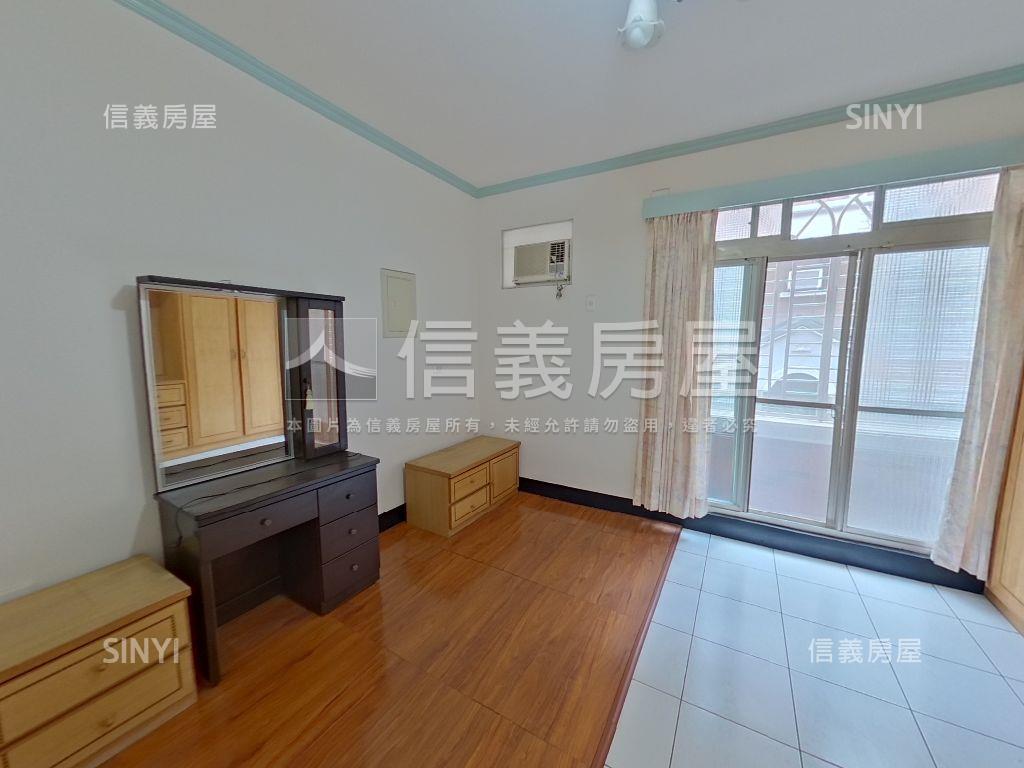 內壢環中商圈車庫別墅房屋室內格局與周邊環境
